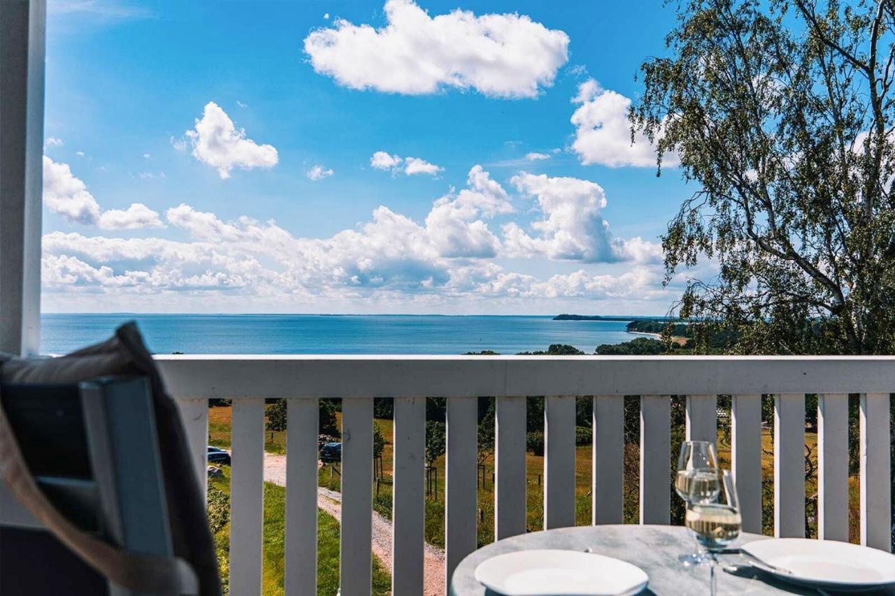 Mit Meerblick Und Balkon, Gratis Nutzung Vom Ahoi Erlebnisbad Und Sauna In Sellin - Meeresblick Fewo 29 Goehren  Exterior foto